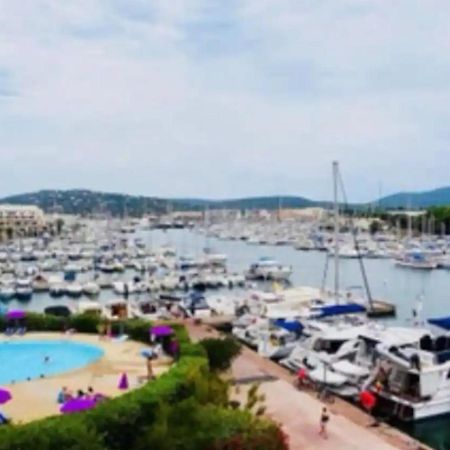 شقة Petit Cocon Magnifique Vue Sur Marina Dans Le Golfe De Saint Tropez كوغولين المظهر الخارجي الصورة