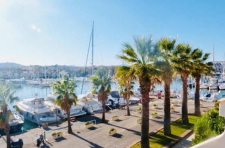 شقة Petit Cocon Magnifique Vue Sur Marina Dans Le Golfe De Saint Tropez كوغولين المظهر الخارجي الصورة